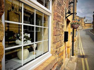 Fox Cottage - Historic Stay on Pateley High Street - Pateley Bridge - 7