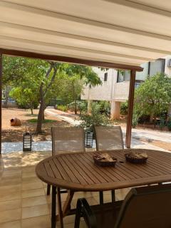 Glyfada Charm, Little home with private parking - Atene - 0