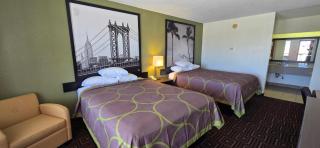 Super 8 by Wyndham Seguin - Seguin - 5