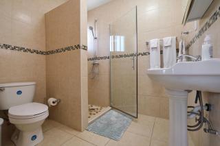 Oceanfront Villa - 8