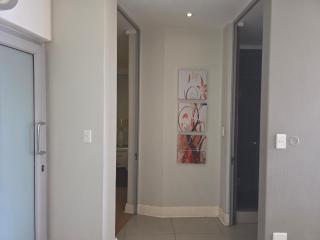 Glammys Suites at Hydro Park - Johannesburg - 6