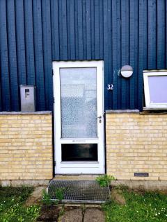 One-Room Studio Apartment Near Train Station in Copenhagen - Greve - 0