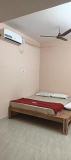 Om Muruga Homestay - 4