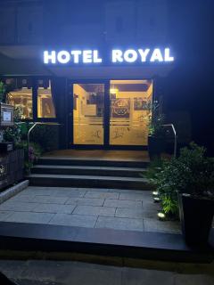 Hotel Royal - 9