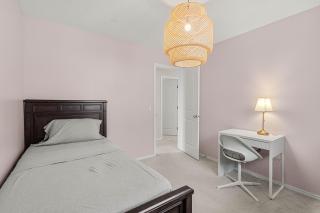 Spacious 3-bedroom home with AC and Garage Near Airport - 4