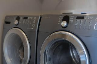 Spacious 3-bedroom home with AC and Garage Near Airport - 3