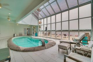 Indoor Pool and Waterfront Deck Spacious Jay Home - 9