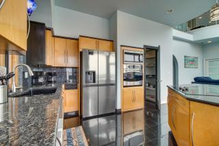 Indoor Pool and Waterfront Deck Spacious Jay Home - Jay - 3
