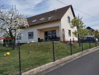 Ferienwohnung Sulzfeld - Liebevoll eingerichtete Ferienwohnung in Sulzfeld im Grabfeld - Sulzfeld (im Grabfeld) - 0