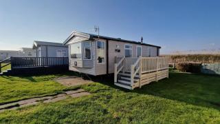 Loire, pet friendly Caravan, West Sands Holiday Park, Selsey - Selsey - 0