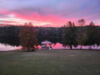 Lake House - - 0