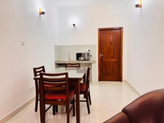DeLanerolle's - Galle - 6
