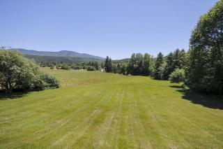 Weeks Hill: 5 br, fireplace, a/c, deck, views - 6
