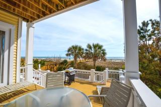 Oceanfront townhome with Pool - 9