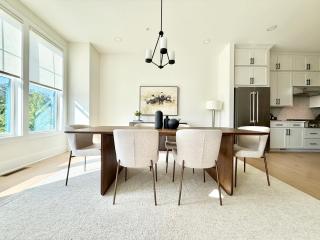 Executive 3BR Townhome Rooftop & Elevator Near Avalon - 0