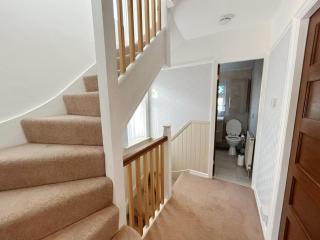 Easy London Access 9mins Walk to Elm Park Station & Near City Airport - 7