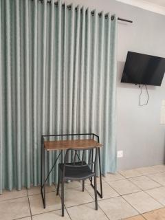 Entire rental unit - Pretoria - 9