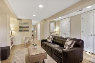 NEW Classy Dupont-Logan Apt Parking - Washington - 2
