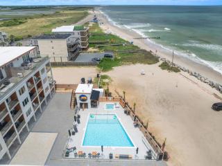 Oceans Edge Oceanfront Vacation Condo with Stunning Views - Carolina Beach - 5
