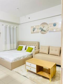 Hill Residence by Sarah Rentals - Manila - 1