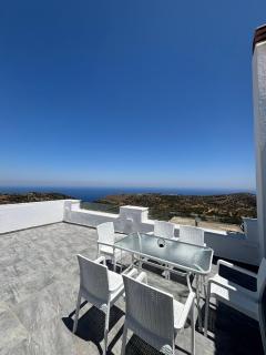 Ourania Suites - Mesochórion - 0