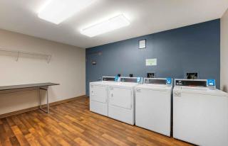Extended Stay America Suites - Indianapolis - Airport - W Southern Ave - Indianapolis - 8