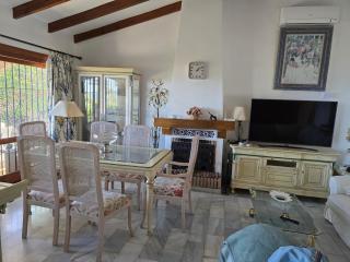 Sea view villa with pool, near beach in Calahonda, Marbella area - Mijas - 6