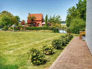 Pet-Friendly Zeeland Getaway - Schoondijke - 6