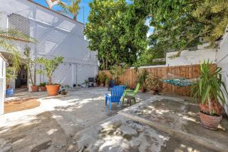 Beach Pad w Patio, walk to everything! GEN AC - 20 Down - San Juan - 4