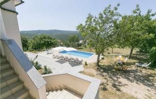 4 Bedroom Amazing Apartment In Labin - Labin - 3