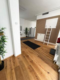 Robin Wood Apartment - 6