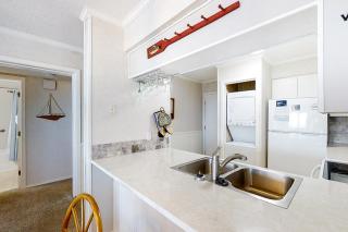 A Place At The Beach 371 - 5