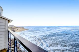 Beachy View at Rock Creek Inn - 8