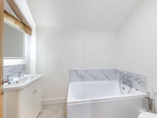 Saddle - Uk47947 - Oswestry - 1
