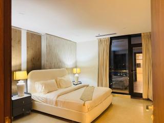 Wall Street Signature Suites-Mall of Islamabad Blue Area - Islamabad - 5