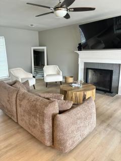 Best location in McAllen pool perfect for groups - McAllen - 3