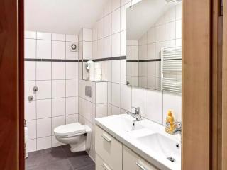 Maisonette Apartment in Essen Nordviertel with Balcony - 4
