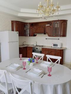 Stylish Mountain View Apartment in Mega Towers Complex - 2