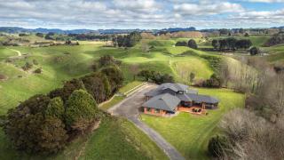 Karapiti Lodge - Stunning Rural Getaway - Horohoro - 9