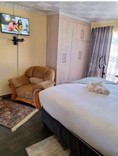 Salisha Bed & Breakfast - 3