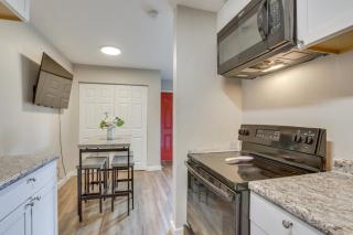 Near Dtwn and Universities Central Tallahassee Apt! - Tallahassee - 2