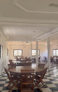 Delta INN - - 5