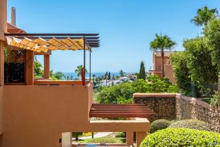 Luxurious 3 Bedroom Apartment in Elviria - Marbella - 2