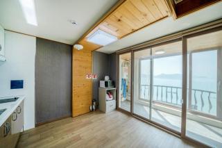 Yeosu the Sea of Counting Stars Pension - 8