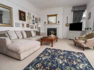 Ismay Billiard Room Apartment - Titanic Interest - Crosby - 6