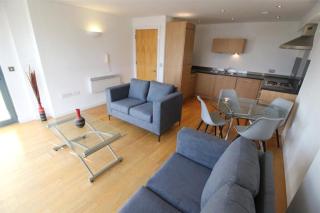 2 bedroom apartment Manchester City centre dec - Manchester - 8
