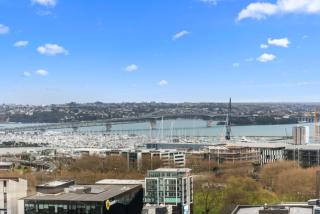 Vibrant City Apt with Rooftop City Views and Wi-Fi - Auckland - 0