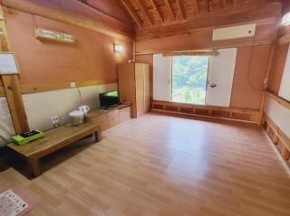 Yeongwol Hwanggung Hanok Pension - Yeongwol - 3