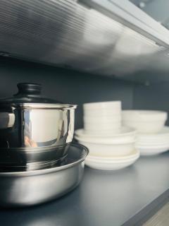 Accessible, With Own Kitchen & Bath and Big Bed Cozy Unit - 6