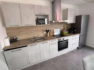 Bel Appartement T3 avec Climatisation et Parking - Argelès-Plage à 300m de la mer - FR-1-225-840 - 9